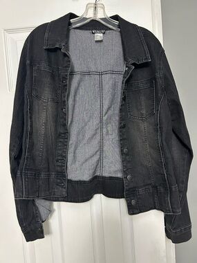 VENUS Black Jacket